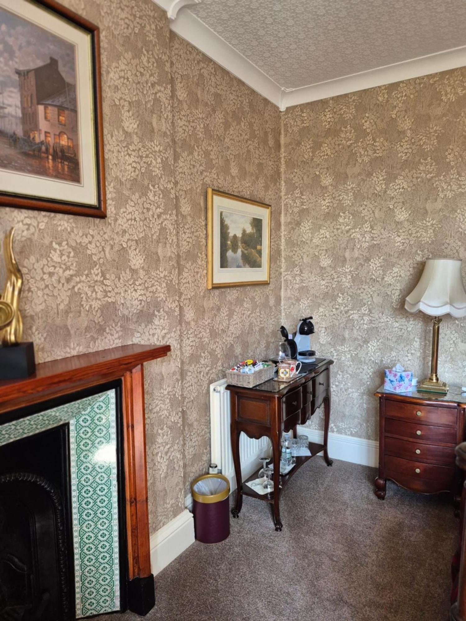 St David'S Guesthouse Haverfordwest Εξωτερικό φωτογραφία