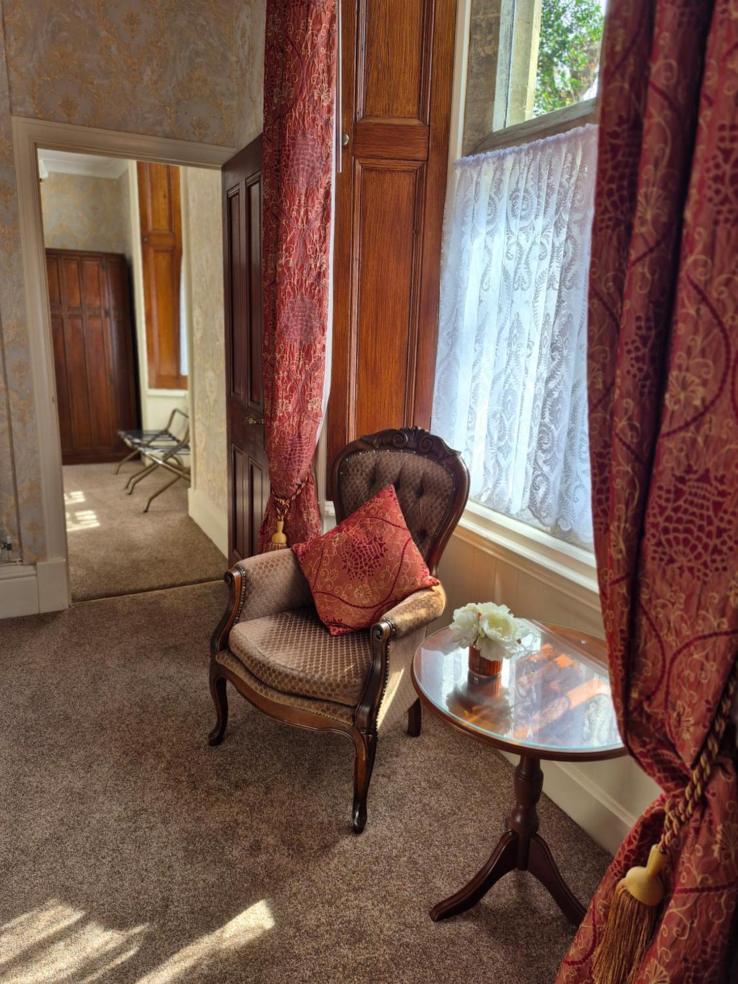 St David'S Guesthouse Haverfordwest Εξωτερικό φωτογραφία