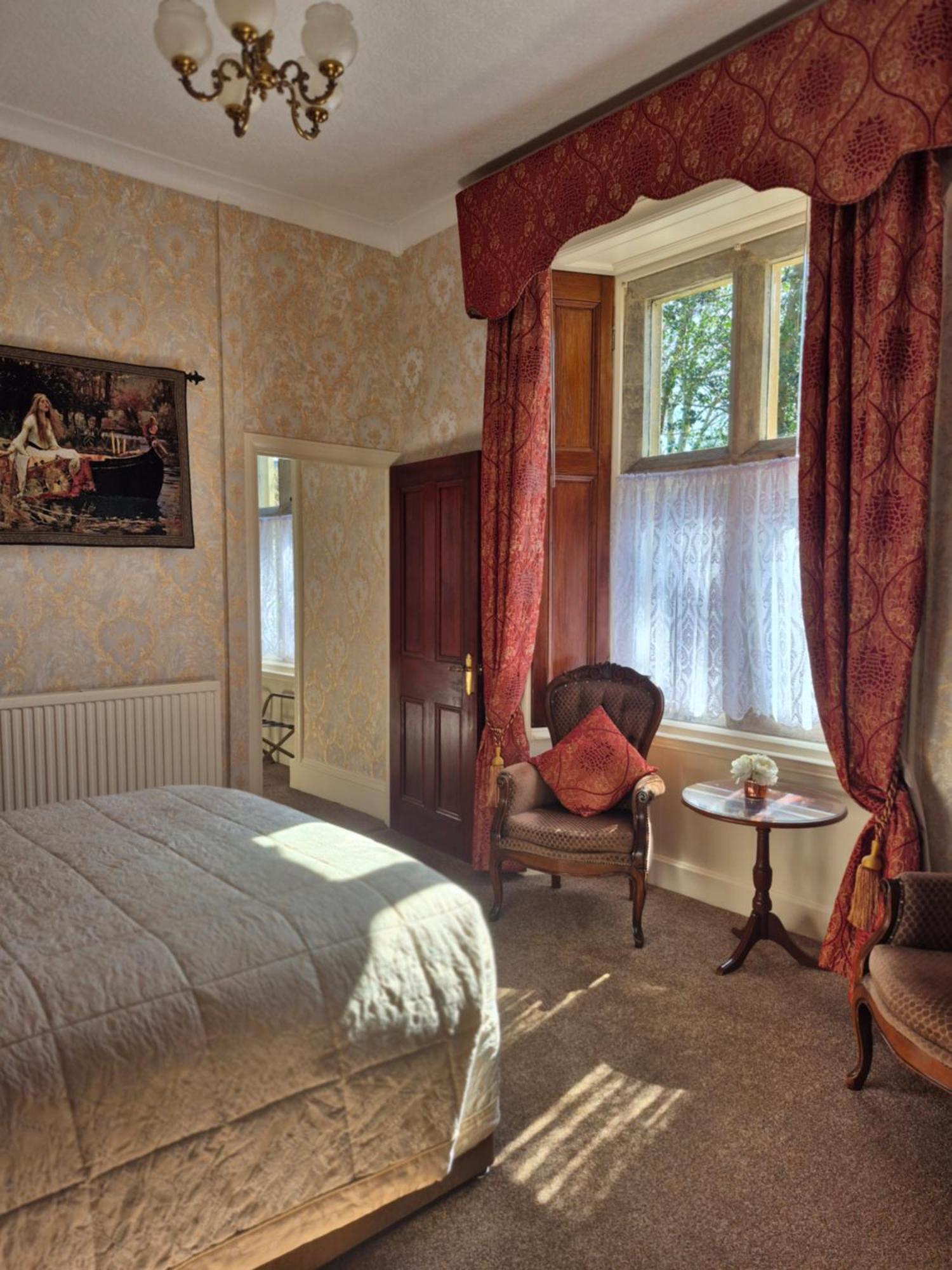 St David'S Guesthouse Haverfordwest Εξωτερικό φωτογραφία