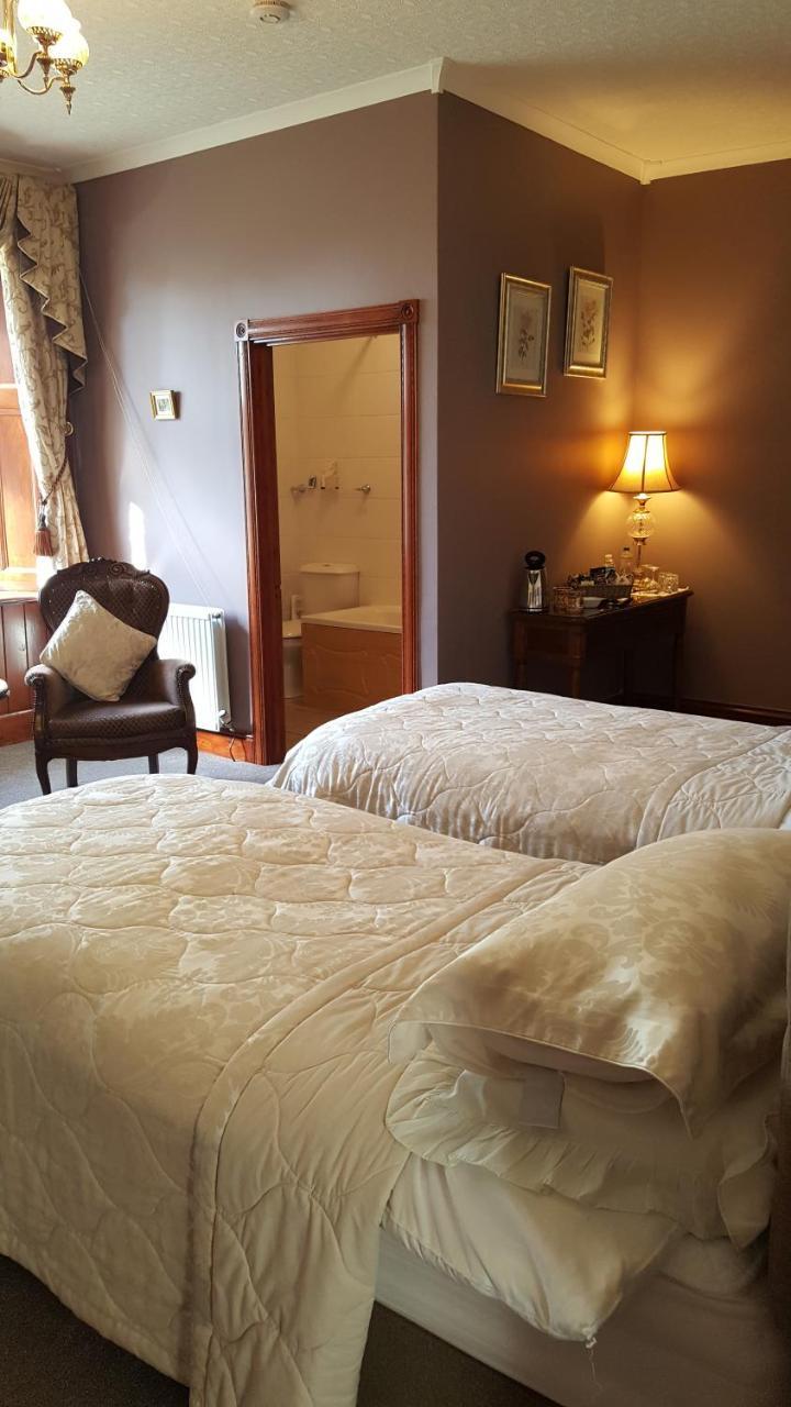 St David'S Guesthouse Haverfordwest Εξωτερικό φωτογραφία